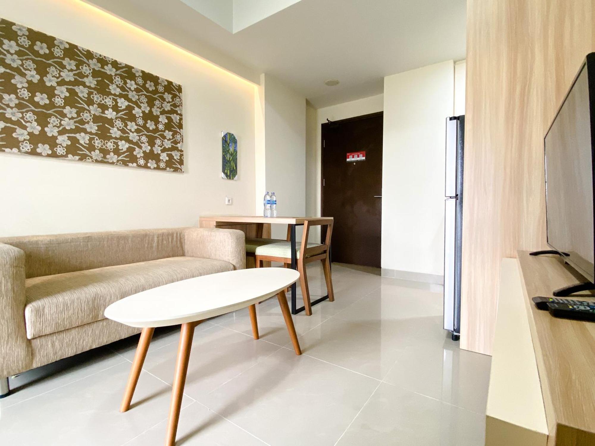 Stunning And Homey 2Br Apartment Mustika Golf Residence By Travelio Cikarang Dış mekan fotoğraf